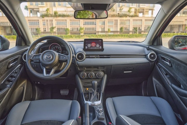 Đánh giá chi tiết Mazda 2 2016 bản Sedan và Hatback  MedicarVietnam